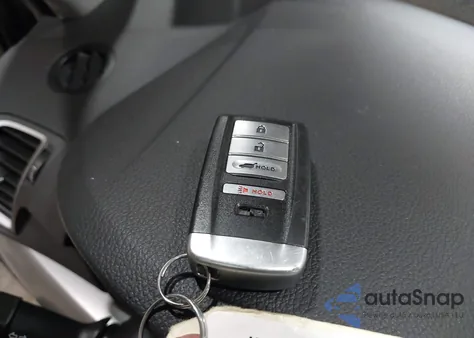 2018 Acura Rdx Advance Package z USA, uszkodzony, nr VIN 5J8TB4H79JL014822